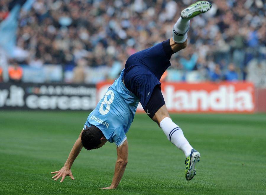 6月10日：米兰深陷决策真空，拉齐奥闪电出手：希门尼斯转会如何预示意甲实力天平倾斜？
